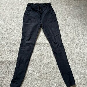 Lululemon pants with pockets drawstring